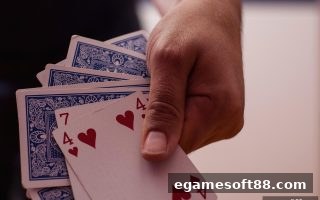 电子游戏软件中的压力博弈：二十一点心理调节与英超直播平衡指南